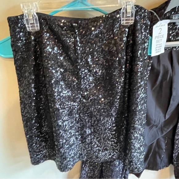 NWT Dear Moon Sequin Halter Top and Skirt Size 4 - Picture 8 of 8
